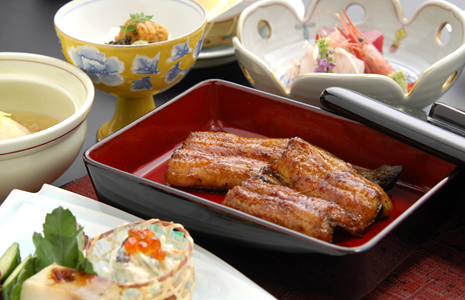 “Sakuraya’s eel” grilled by our special sauce